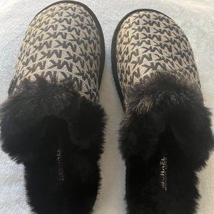 MICHAEL KORS Janis Faux Fur-Lined Logo Jacquard Slipper, SZ 8.0